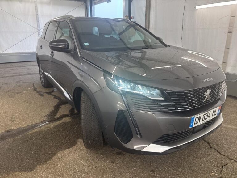 Peugeot 5008 2023/5 1.5 Diesel