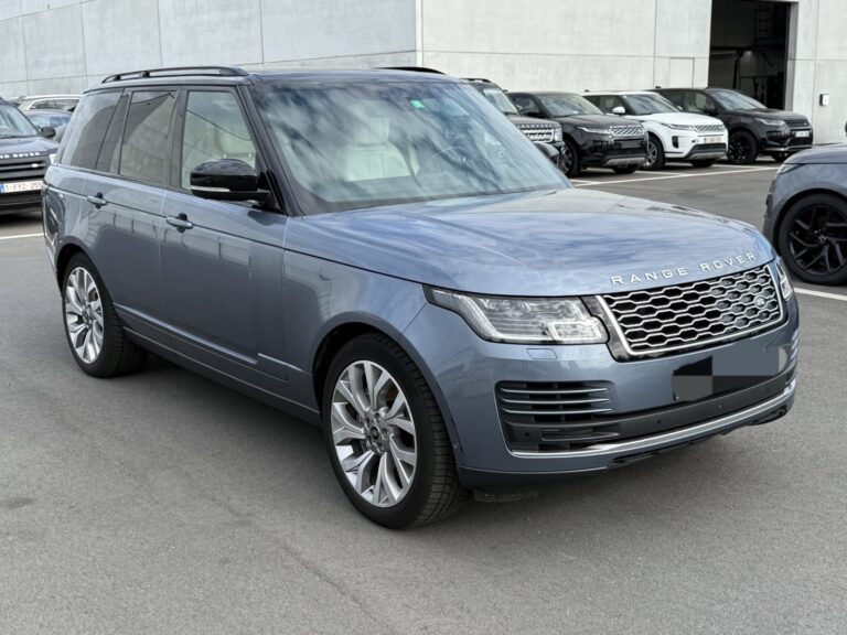 Land Rover Range Rover Vogue P400e - AWD - Hybrid - Automatic - 300 hp